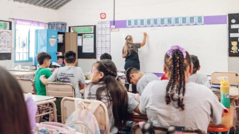 Concurso docente para ingresar a escuelas municipales.