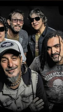 Conductores de Buenos Aires descubrieron en vivo que “Me mata” es una canción de La Mona Jiménez