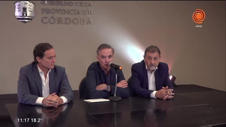 Conferencia de Pichetto y Caserio en el Centro Cívico
