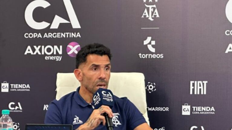 Conferencia de prensa de Tevez. (Imagen: gentileza La1913).