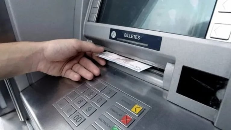 Confirman el cierre de bancos por tres días seguidos en todo el país.