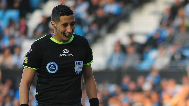 Confirmaron el árbitro para la final de Belgrano-River en el Kempes: la terna elegida