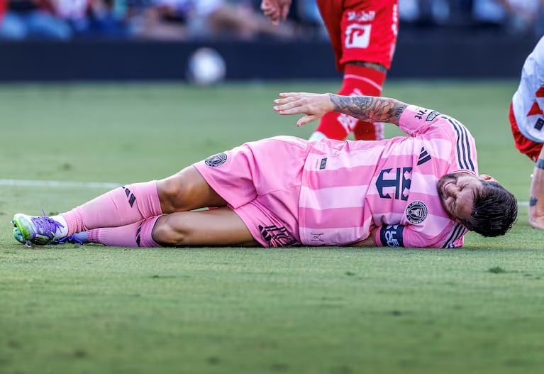Confirmaron la lesión que sufrió Messi: cuándo podrá volver a jugar