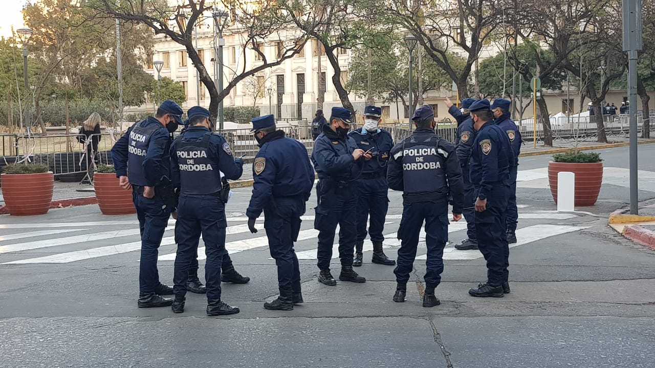 Conflicto municipal: el operativo en medio de la tensión por otra marcha del SUOEM. / Foto: El Doce