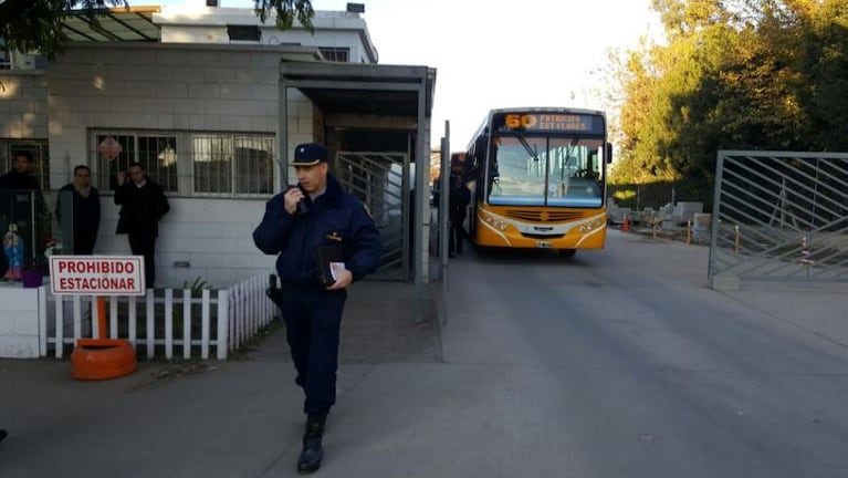 Coniferal sacó colectivos a la calle con custodia policial