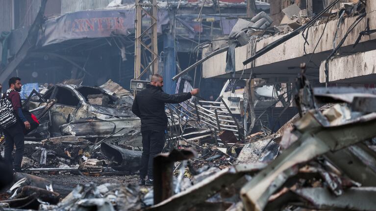 Consecuencias del bombardeo de Israel en Beirut.