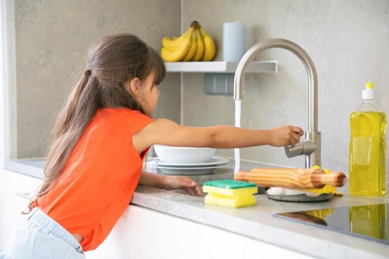 Consejos para cuidarse del calor e hidratarse sin derrochar agua