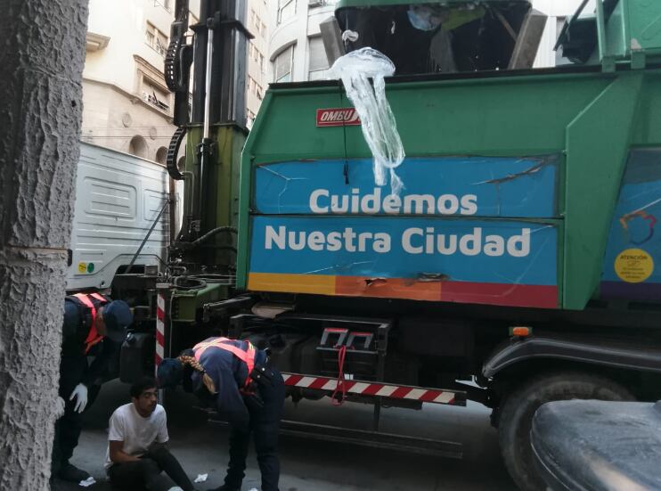contenedor hombre situación de calle