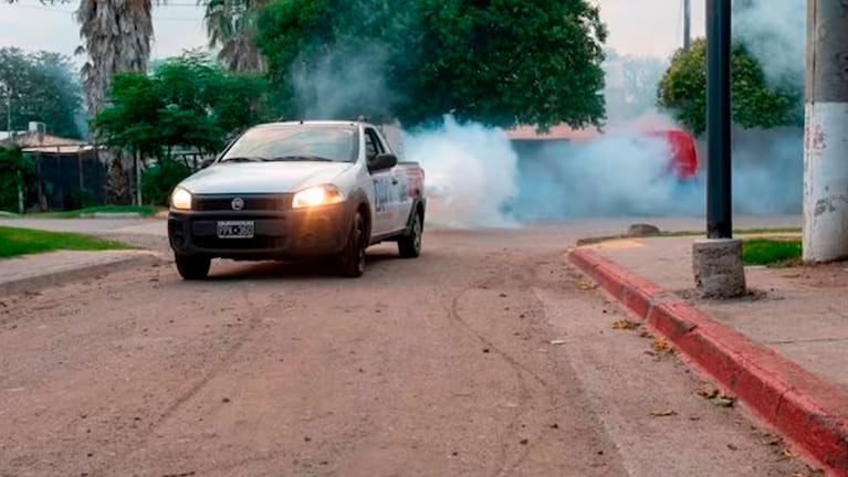 Continúan las fumigaciones en los barrios de Córdoba para prevenir el dengue.