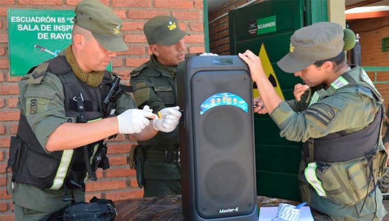 Contrabandeaban cocaína dentro de parlantes: hay dos detenidos en Córdoba