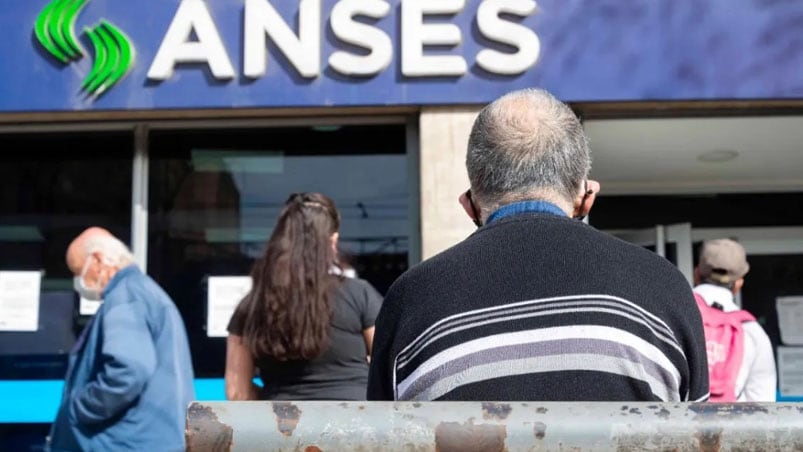 Contradicción en el Gobierno con un día de diferencia. 