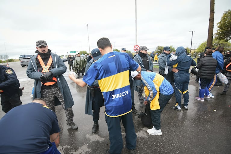 Controlaron a La 12 en su llegada a Córdoba. (Foto: Prensa Policía)