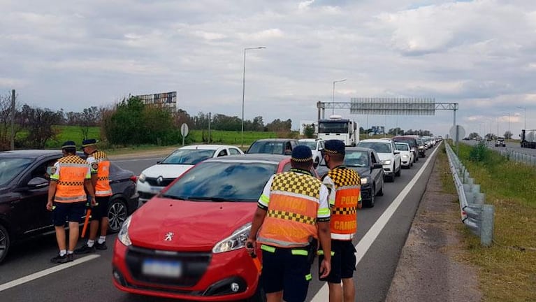 Controles estrictos en las rutas de Córdoba: qué exigirán antes de la apertura del turismo