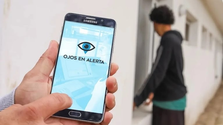 Controversia por la inclusión de "Ojos en alerta" en Córdoba capital.