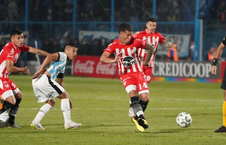 Copa de la Liga: Instituto empató en su visita a Atlético Tucumán