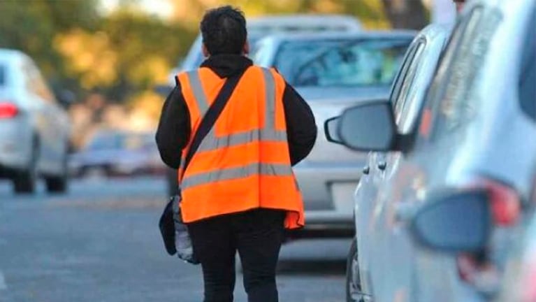 Córdoba avanza con la prohibición de naranjitas ilegales.
