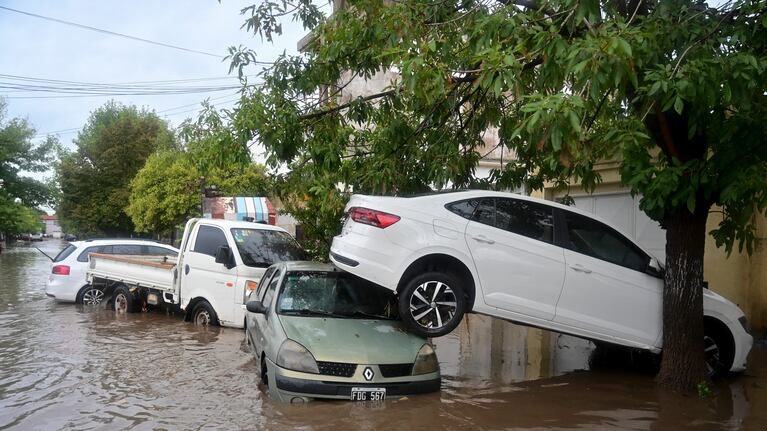 Córdoba ayuda a Bahía Blanca, azotada por el temporal.