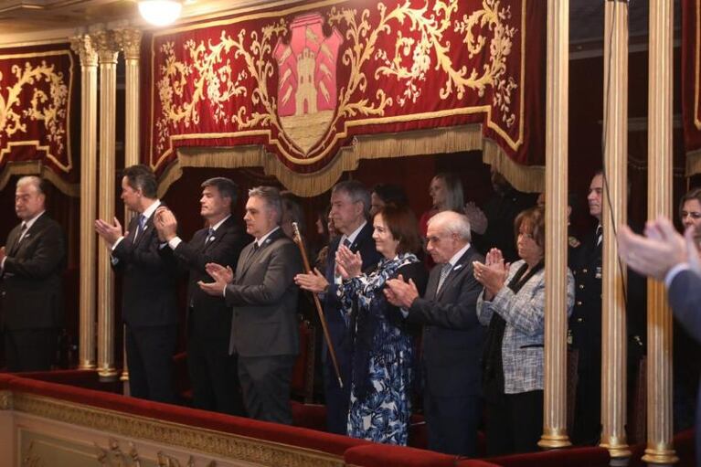 Córdoba celebró el 9 de Julio con un acto en el Centro Cívico y la Catedral