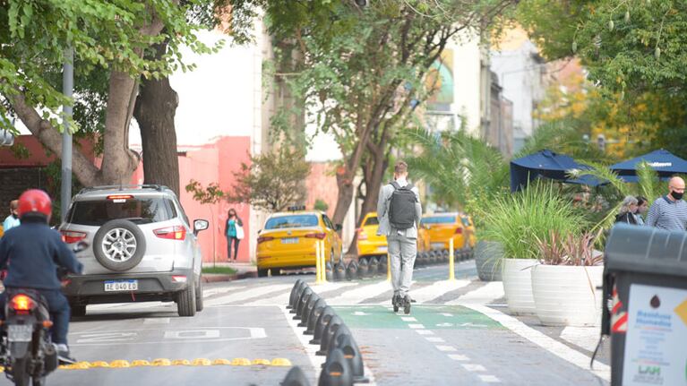 Córdoba lanzó sus propias restricciones y se diferenció de Nación en cuanto al uso del barbijo. Foto: Lucio Casalla/ElDoce.tv.