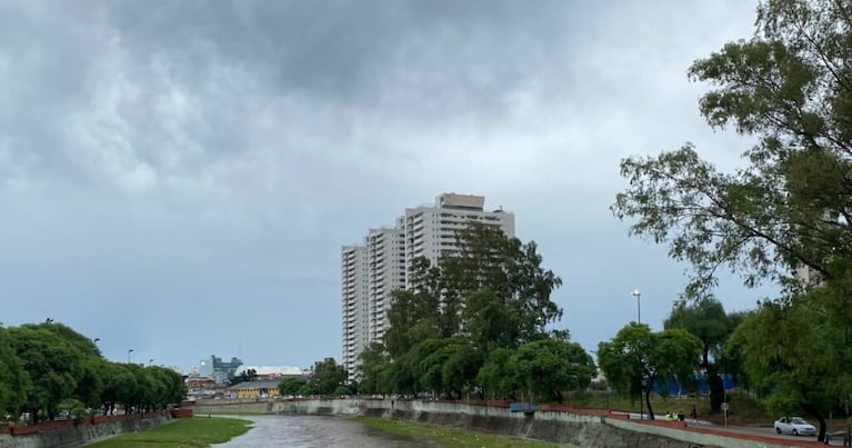 Córdoba lleva varios días con el cielo nublado.
