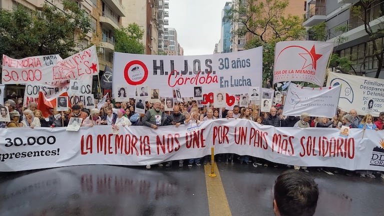 Córdoba marchó por el día de la Memoria, la Verdad y la Justicia.