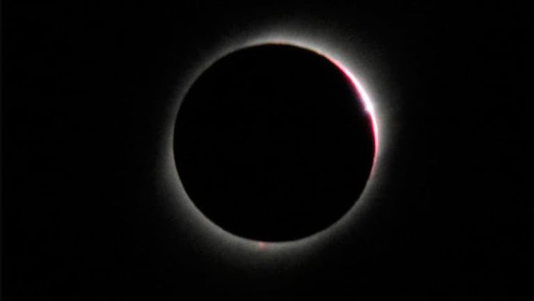 Córdoba pasa del eclipse solar al lunar.