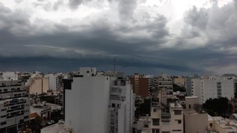 Córdoba recibió la lluvia cerca de las 17.