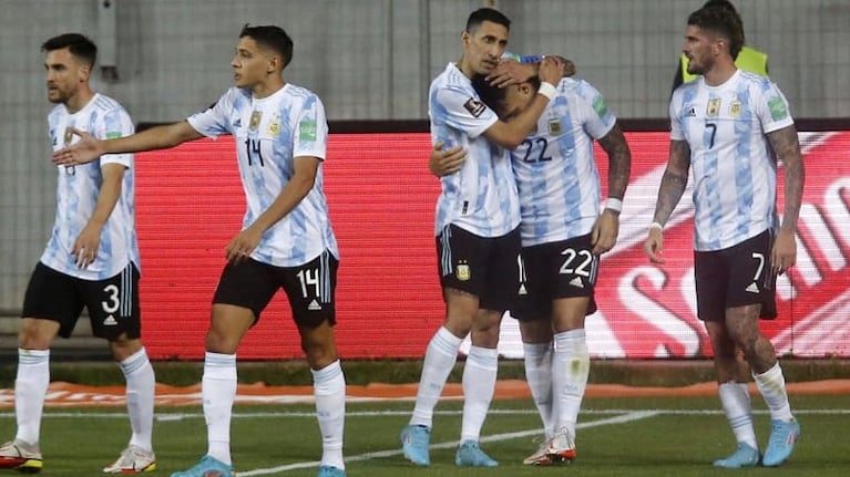 Córdoba se paraliza por el regreso de la Selección.