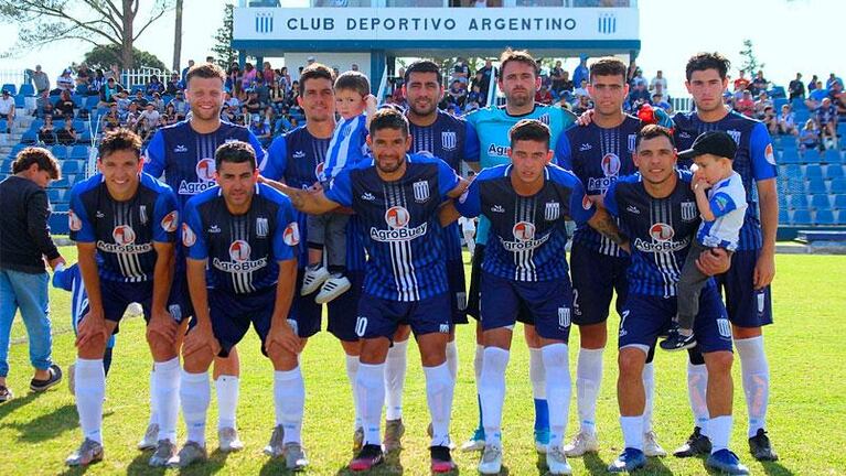 Córdoba: se retiró y se convirtió en entrenador, pero volvió a atajar y fue el héroe del ascenso