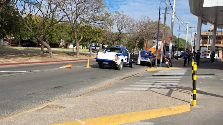 Córdoba: un colectivo atropelló y mató a un peatón