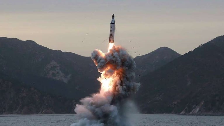 Corea del Norte incrementa su poderío militar.