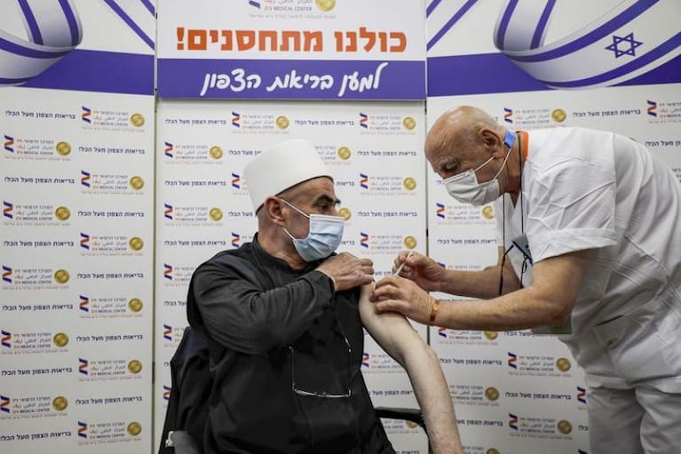 Coronavirus: Israel vacunará con una tercera dosis a las personas mayores de 60 años