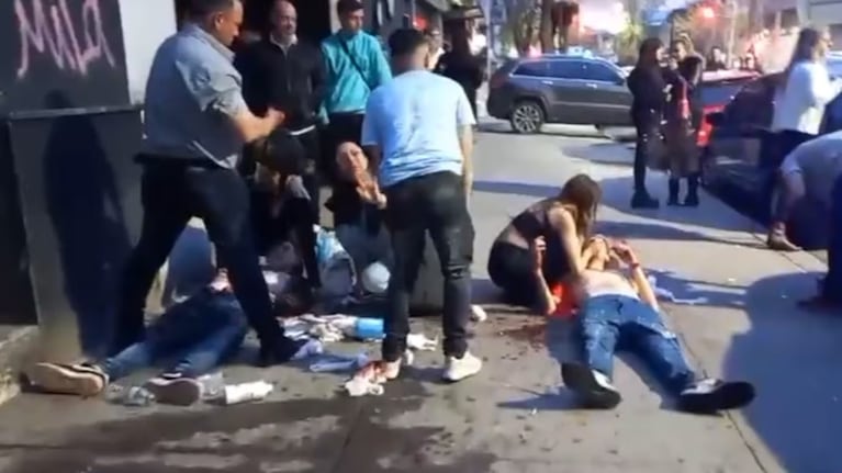 Corridas, trompadas y charcos de sangre en las inmediaciones del boliche.
