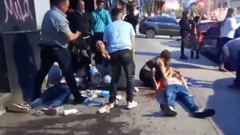 Corridas, trompadas y charcos de sangre en las inmediaciones del boliche.