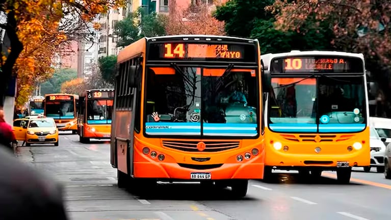 Cortan por completo una calle céntrica de Córdoba: cuánto tiempo y los desvíos de colectivos