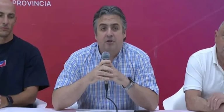 Crece la tensión en Santa Fe por los policías acuartelados: “Se termina cuando nos den lo que queremos”