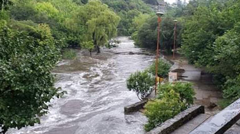 Crecida en la zona de Tanti.