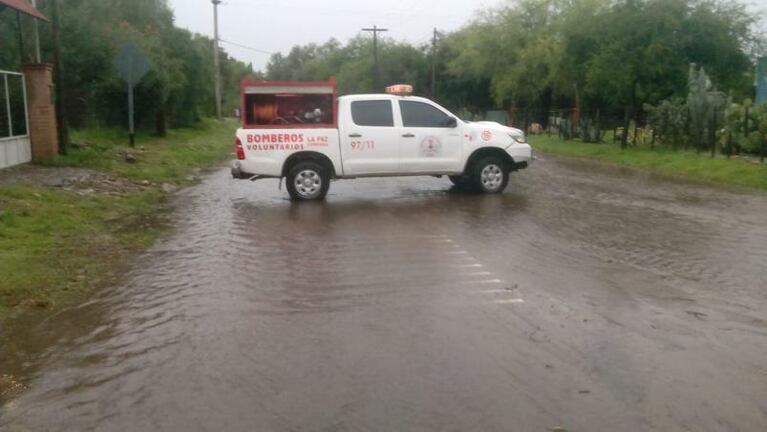 Crecidas de ríos, rutas cortadas y accidentes 