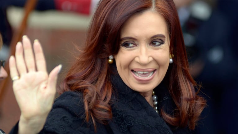 Crisitna Kirchner firma decretos de designación, todos los días. 