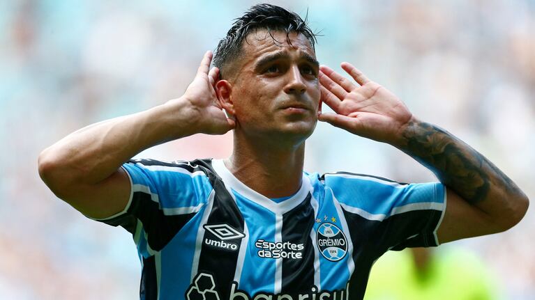 Cristaldo, a nada de sumarse a Talleres. REUTERS/Diego Vara