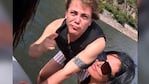 Cristian Castro, muy contento y acompañado en Carlos Paz.