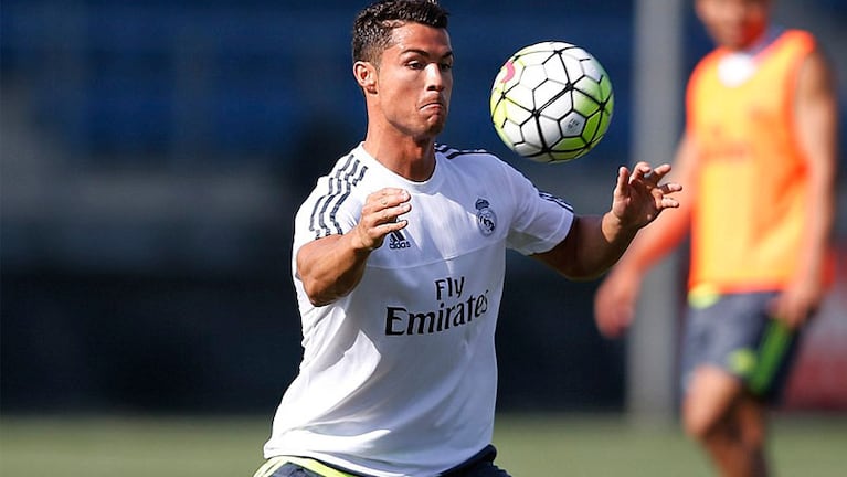 Cristiano Ronaldo dio cátedra de fútbol y en calzoncillos.