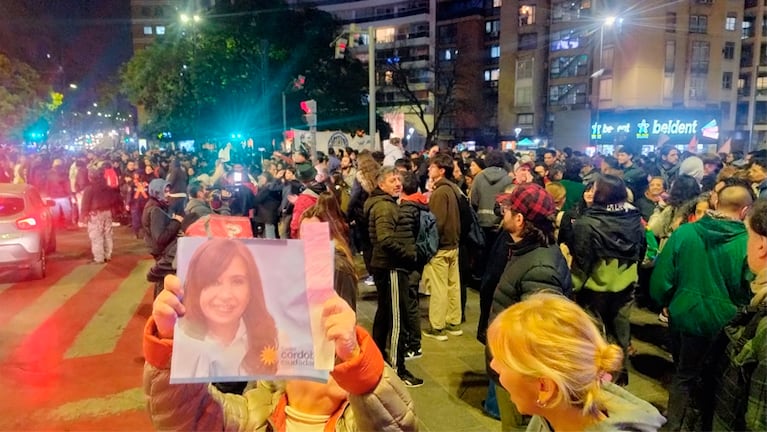 Cristina Kirchner condenada por corrupción: va presa y no podrá ser candidata