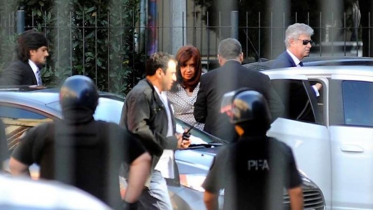 Cristina Kirchner presentó un escrito, al igual que sus hijos