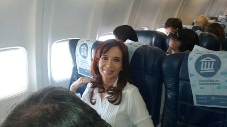 Cristina viajó al sur por Aerolíneas Argentinas.