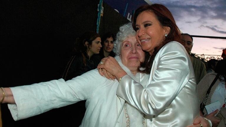 Cristina y su mamá, complicadas en la Justicia.