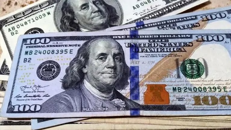 Críticas a la unificación del dólar solidario, tarjeta y turista a $731