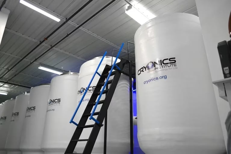 Cryonics Institute es una fundación estadounidense sin fines de lucro que brinda servicios de criónica. 