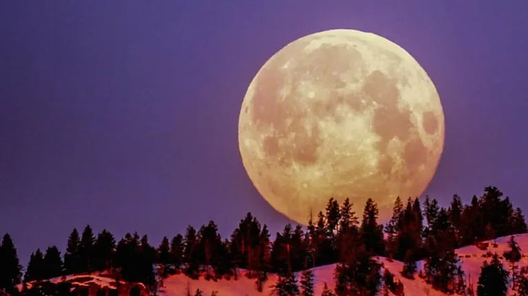 Cuándo se podrá ver la "Luna del Castor" en Córdoba.