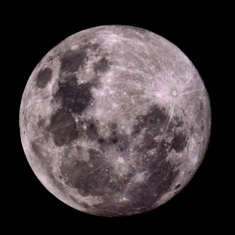 Cuándo se podrá ver la primera superluna del año